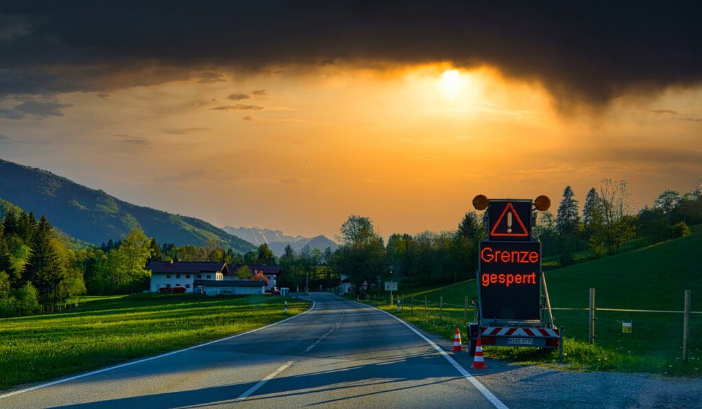 border, corona, austria